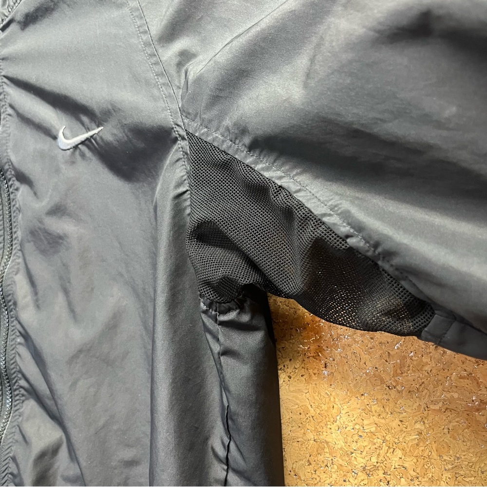 Vintage Nike ACG Black Packable Windbreaker Womens Size S - Picture 10 of 12